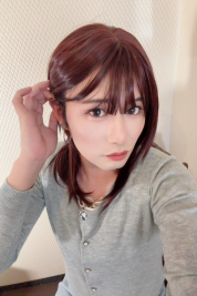 あきな